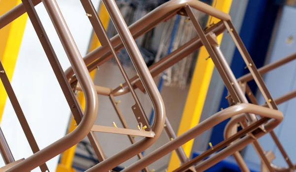 Metal components made by tube bending Metal components made by tube bending